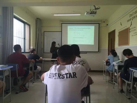 HW(xu)УW(xu)n