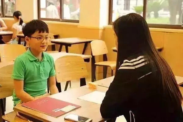 (gu)HW(xu)УW(xu)ԇеĂ(g)h(hun)(ji)100(g)Ҋ(jin)(wn)}