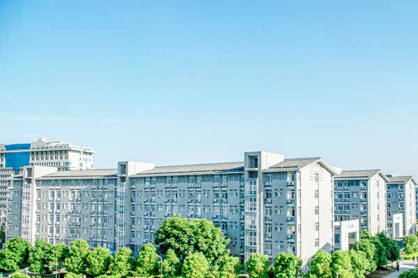 ӱиFW(xu)УĂ