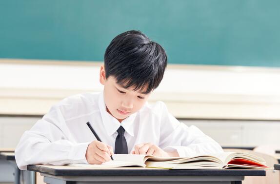 2021곯ꖅ^(q)HW(xu)У߳_(ti)漰Ǿͥ