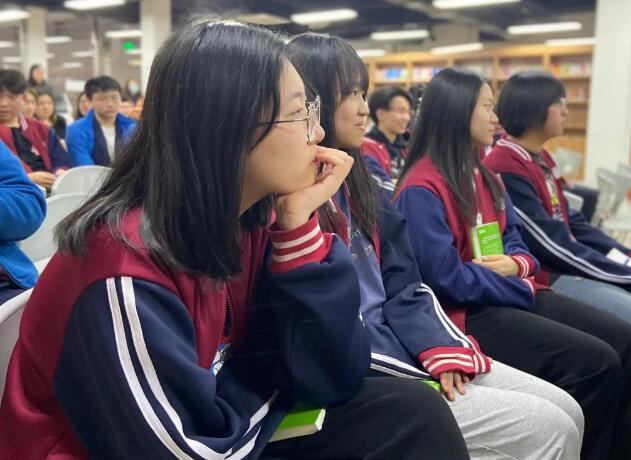~(gu)HW(xu)У۰