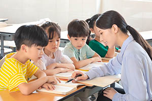 2021곯(yng)^(q)(gu)HW(xu)УСu̖(ho)W(xu)H(bo)1W(xu)У
