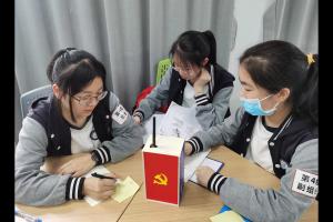 電子科技大學繼續(xù)教育學院舉辦科技主題研學活動