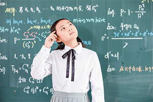 北京新府學(xué)外國語學(xué)校(國內(nèi)班)好進(jìn)嗎
