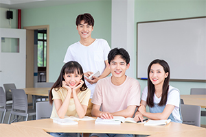 北京海淀區(qū)尚麗外國語學校初中部可以寄宿嗎？