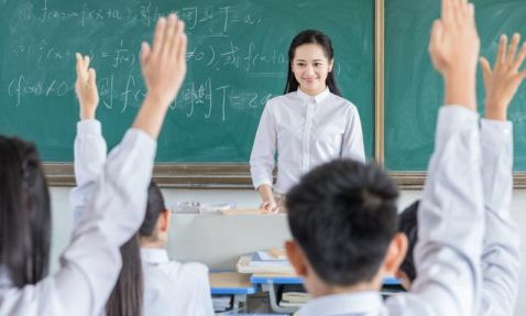 2025年華油榮德小學(xué)小學(xué)部價(jià)格明細(xì)一覽！