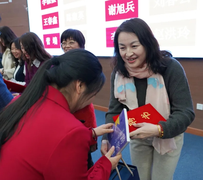 師徒結(jié)對傳薪火，昌平一中教育集團與東方紅學(xué)校攜手推進人才培養(yǎng)