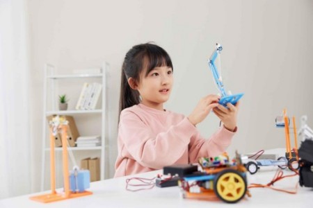 新北賦學(xué)校在北京豐臺(tái)區(qū)私立中排名如何？能排到前三嗎？