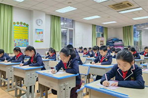 三河市燕橋?qū)W校小學(xué)開(kāi)展英語(yǔ)書(shū)寫(xiě)比賽活動(dòng)！
