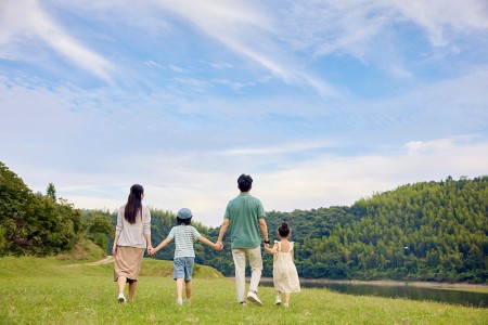 非京籍四證不全如何報考海淀區(qū)尚麗外國語學(xué)校？這幾個解決方案需提早了解！