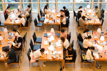 非京籍四證不全如何報考忠德學(xué)校，社保差一個月能入學(xué)嗎？
